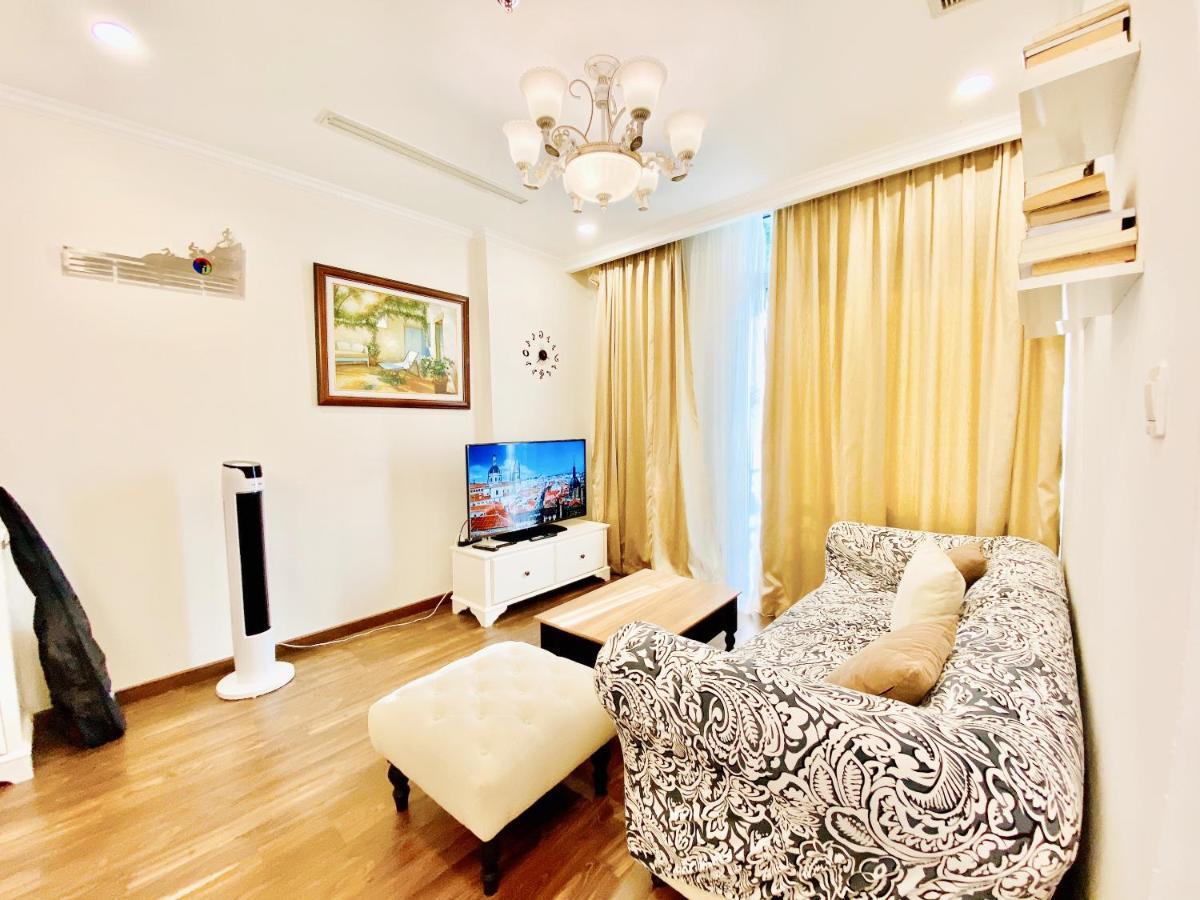 Landmark - Homes By Christine Ho Chi Minh City Exterior photo